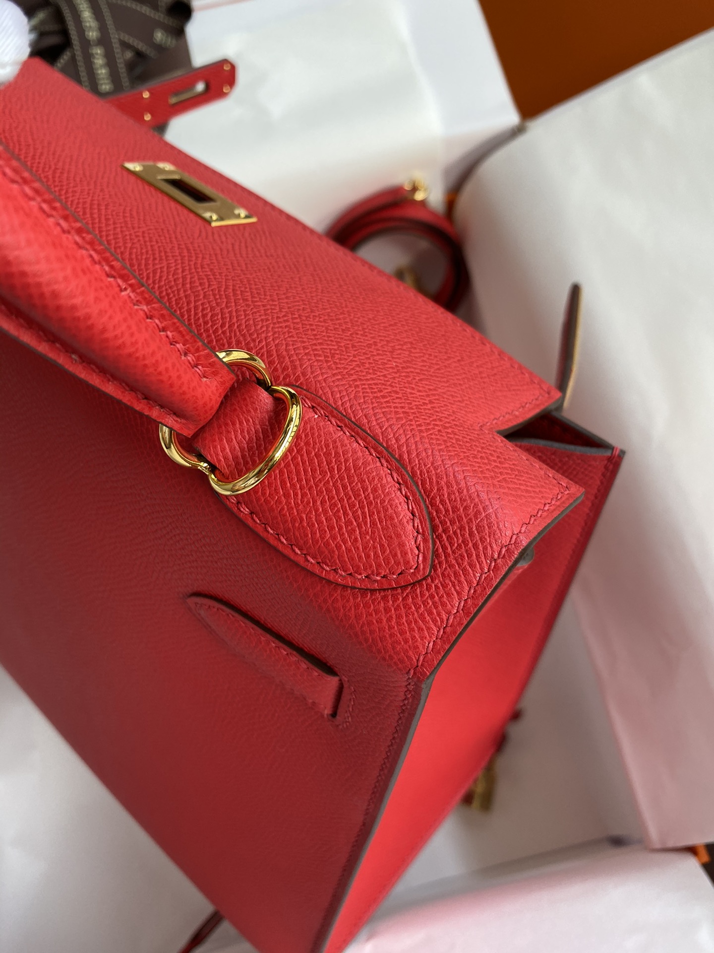 Hermes Kelly 28cm Handbag Shoulder Bag in Red Epsom Leather